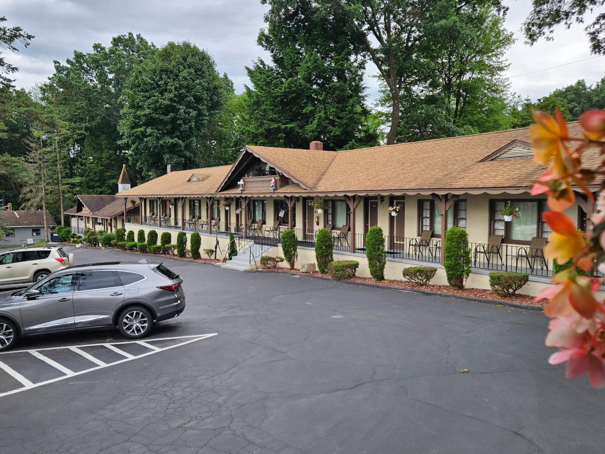 Alpenhaus Motel 2*